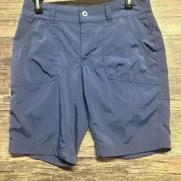 Columbia Muted Blue-Gray Bermudas - Picture 1 of 4